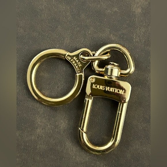 Louis Vuitton Handbags - Authentic Louis Vuitton key ring. In beautiful condition.
